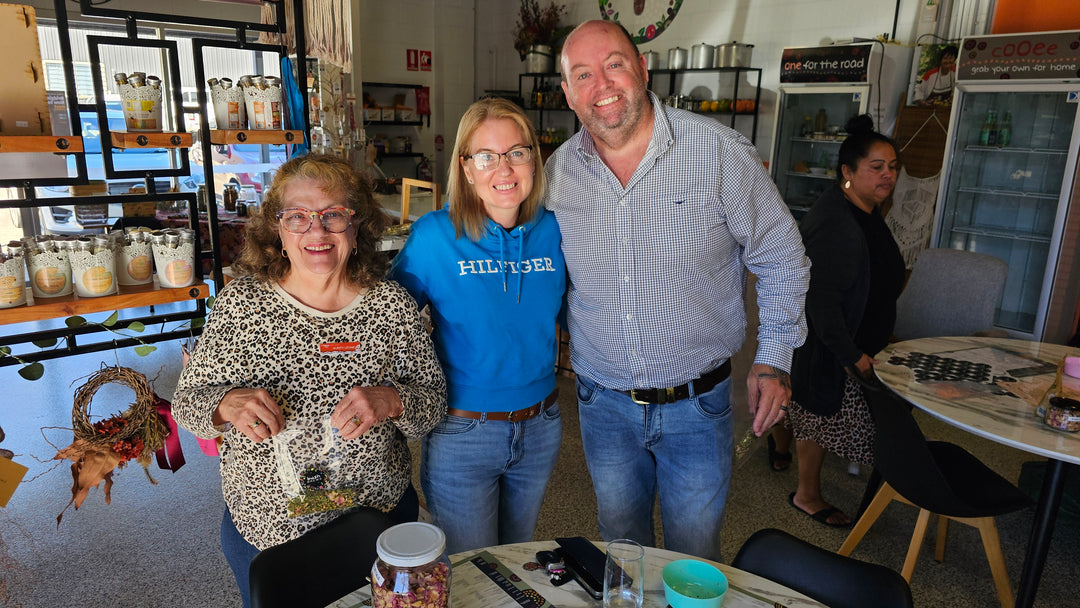 NATIVE TEA WORKSHOP WITH AUNTY DALE