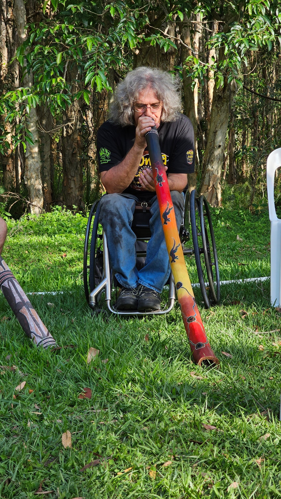 GET YOUR DIDGE ON WITH DAZ AND CALEB