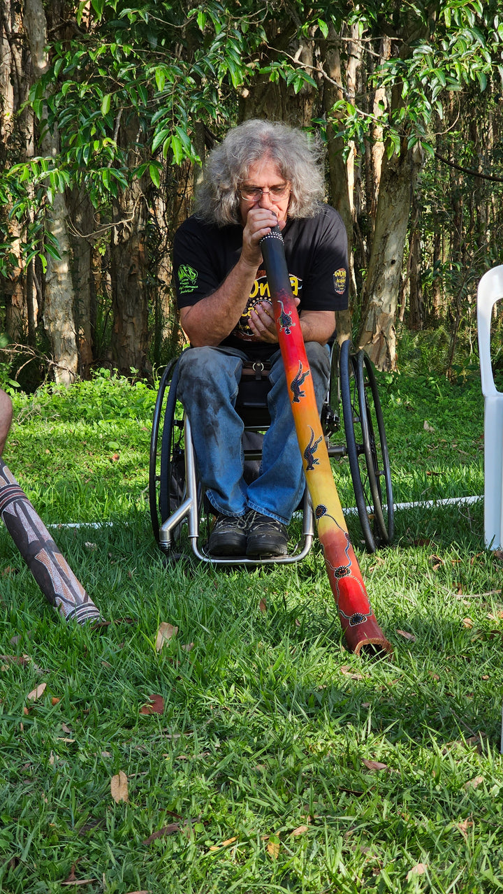 GET YOUR DIDGE ON WITH DAZ AND CALEB