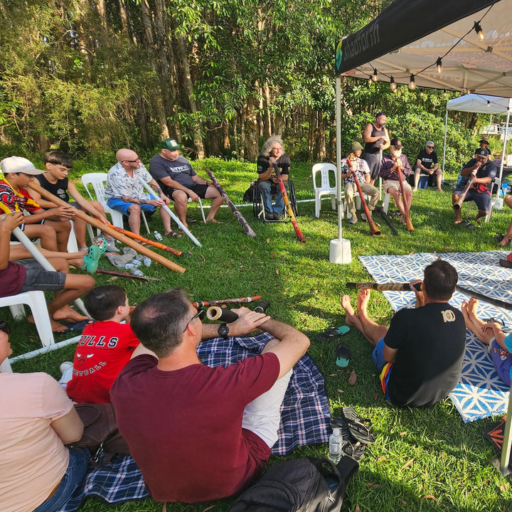 GET YOUR DIDGE ON WITH DAZ AND CALEB