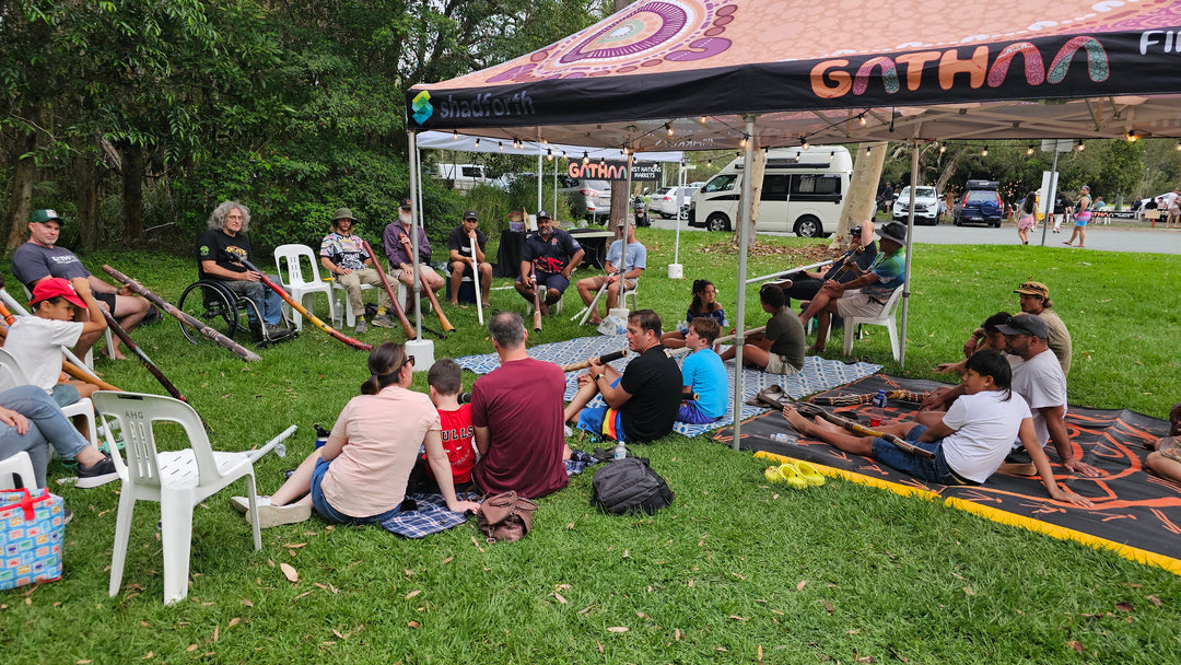 GET YOUR DIDGE ON WITH DAZ AND CALEB